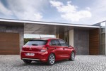 foto: Citroen C4 2015 trasera rojo 3 [1280x768].jpg